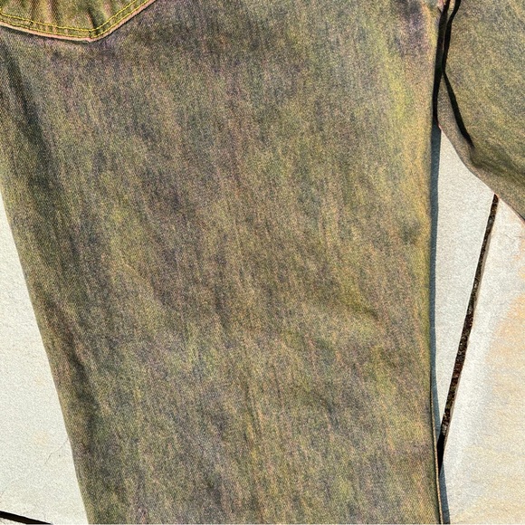 SOLD - Reworked Upcycled Purple Yellow Levi’s 550 Relaxed Baggy Jeans - Picture 8 of 13